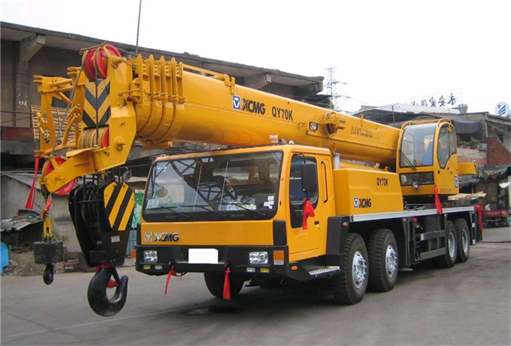 修武县吊车出租选择重点