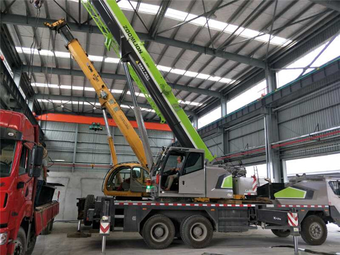 修武县高空车出租需要注意哪些安全事项？